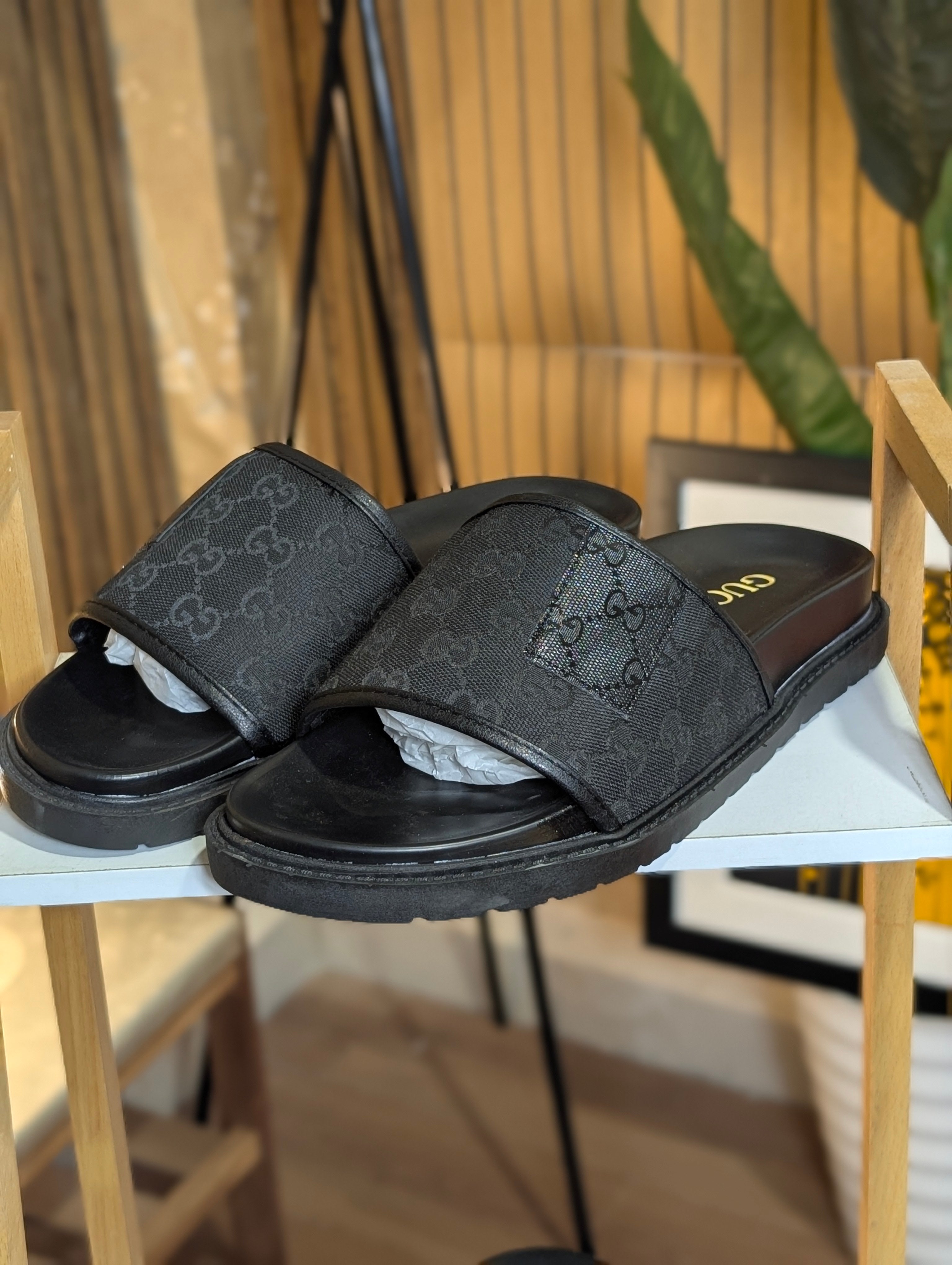 Claquettes Homme Luxe